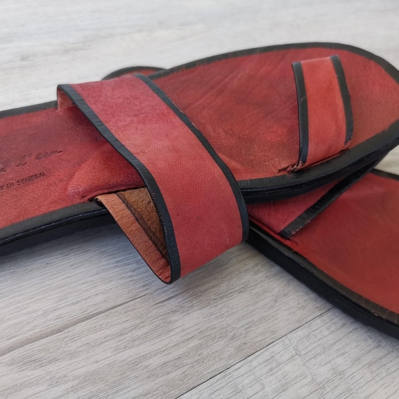 Agnes b flip flops - Picture 2 of 4